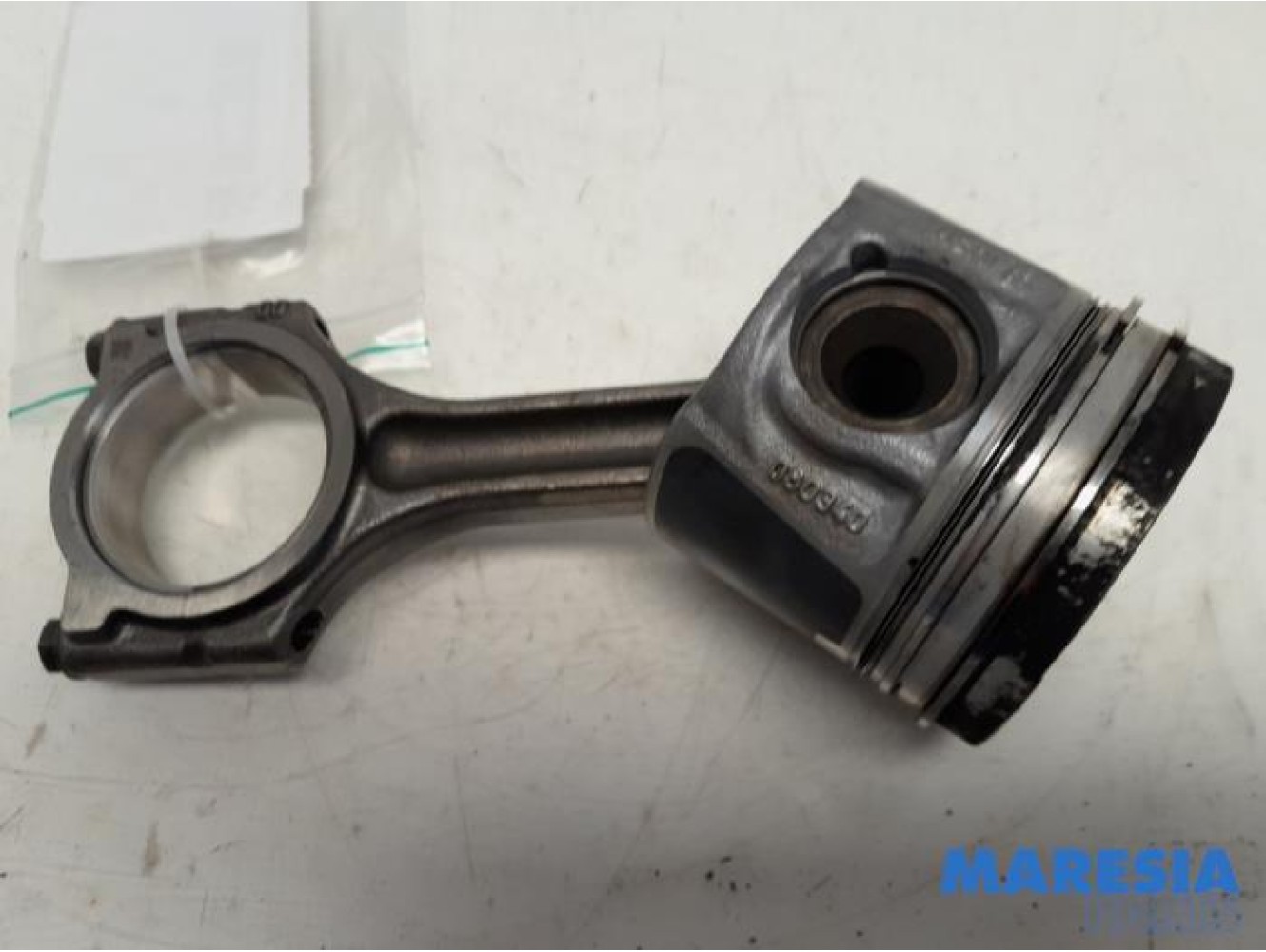 Renault - Trafic - Connecting rod