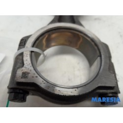 Renault - Trafic - Connecting rod