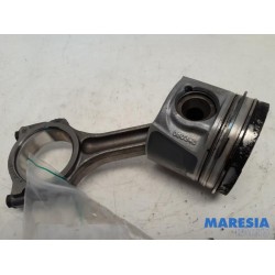 Renault - Trafic - Connecting rod