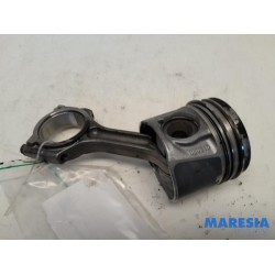 Renault - Trafic - Connecting rod