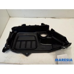 Renault - Trafic - Engine cover