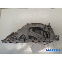 Renault - Trafic - Intake manifold
