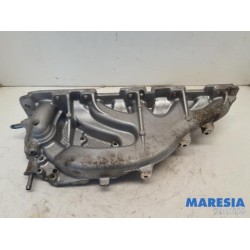 Renault - Trafic - Intake manifold