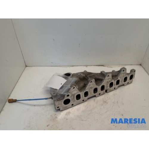 Renault - Trafic - Intake manifold