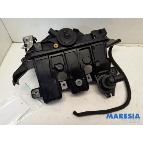 Renault - Trafic - PCV valve