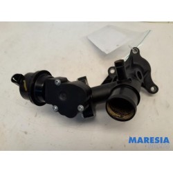 Renault - Trafic - Boîtier thermostat