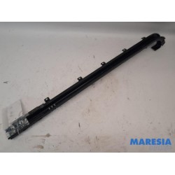 Opel - Vivaro - Sliding door rail, right