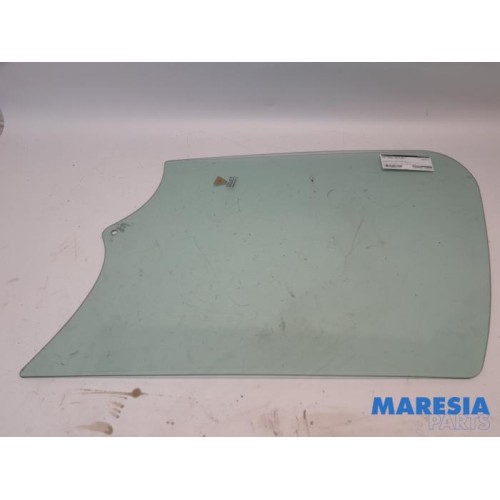 Opel - Vivaro - Door window 2-door, right