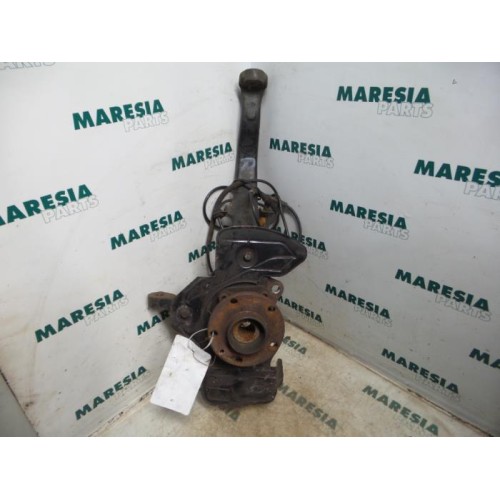 Alfa Romeo - 156 - Achsschenkel rechts vorne