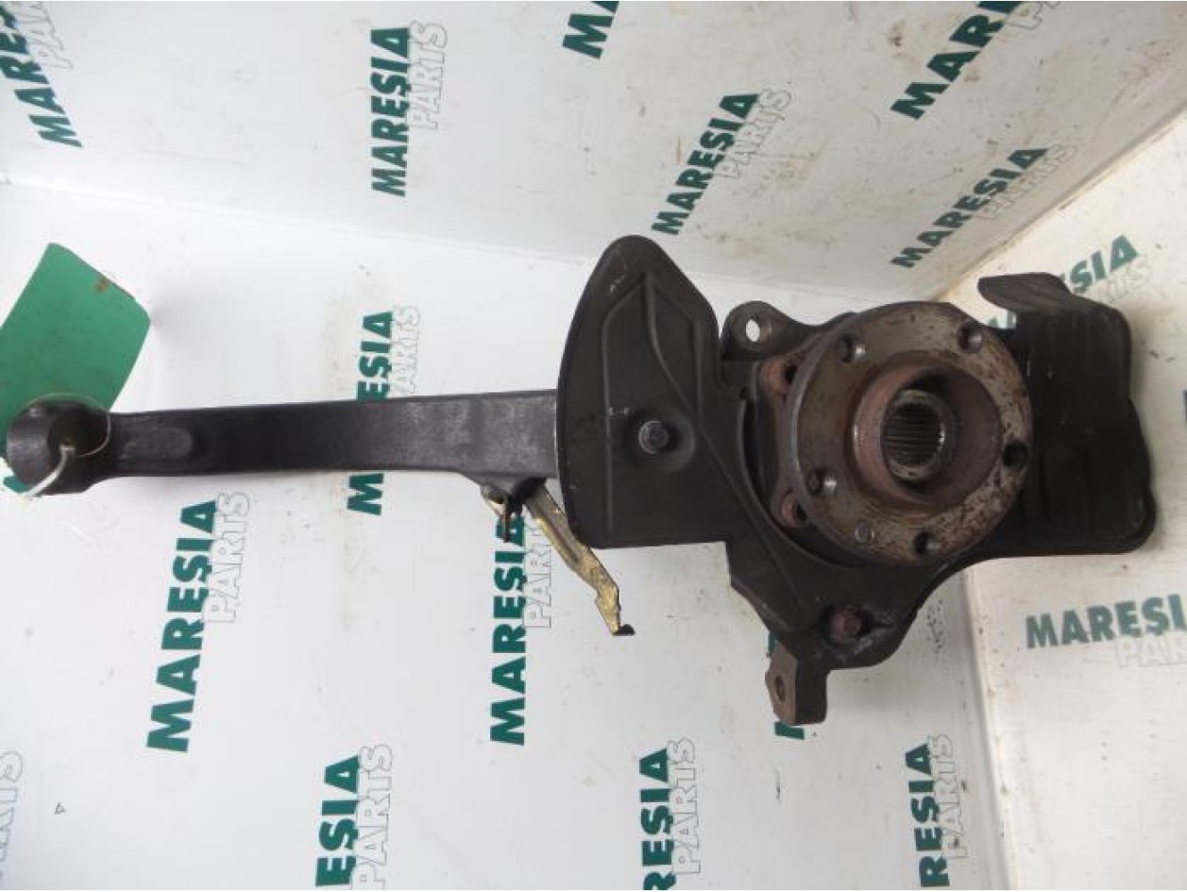Alfa Romeo - 156 - Knuckle, front right
