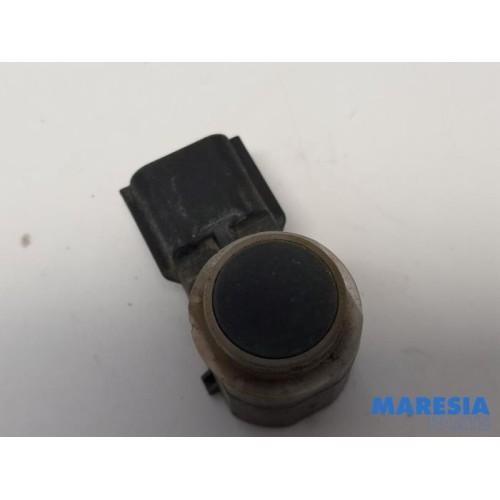 Opel - Vivaro - PDC Sensor