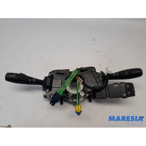 Opel - Vivaro - Steering column stalk