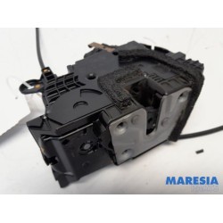 Opel - Vivaro - Door lock mechanism 2-door, right
