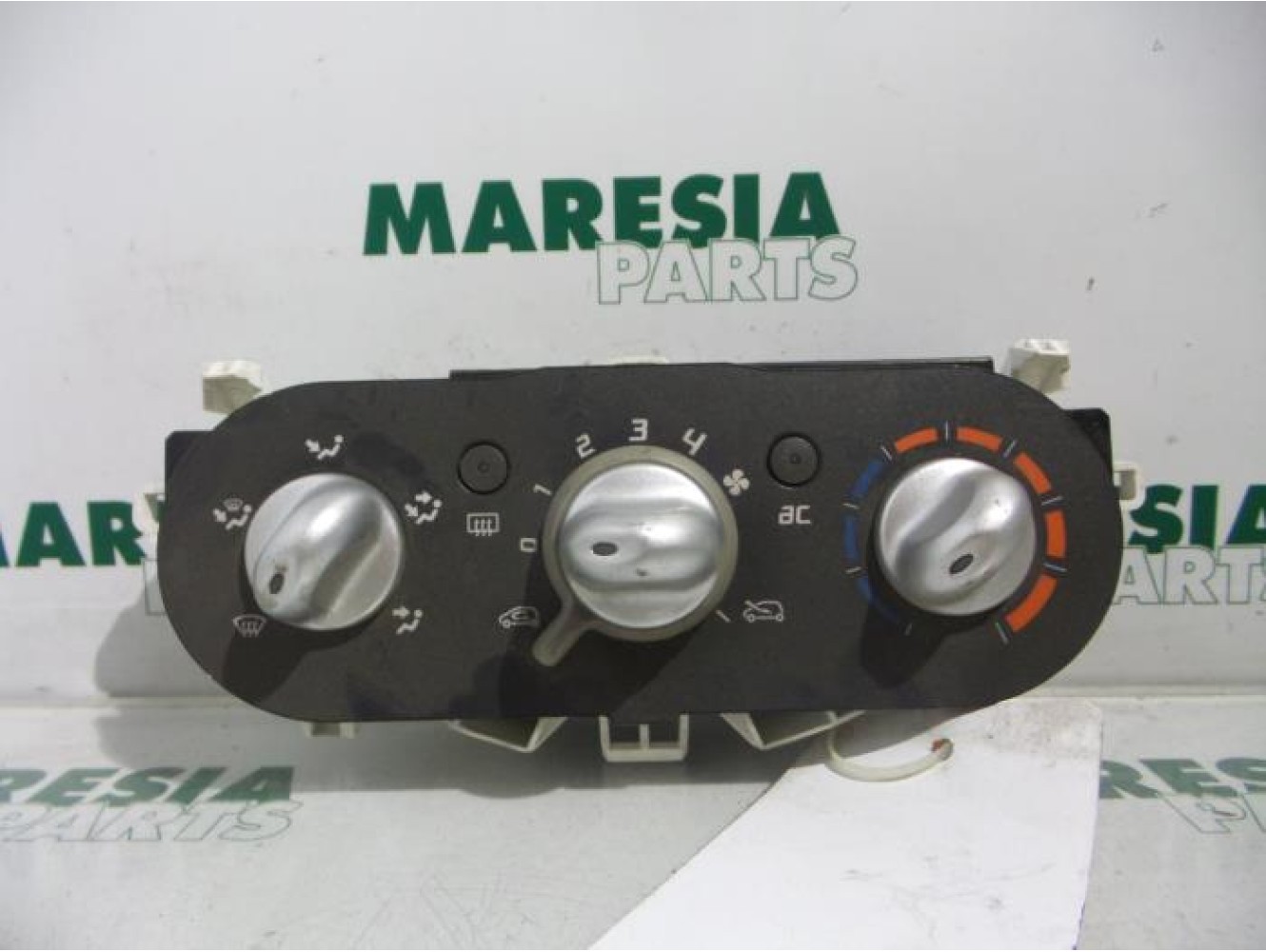 Renault - Twingo - Heater control panel
