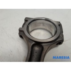 Renault - Trafic - Connecting rod