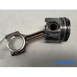 Renault - Trafic - Connecting rod