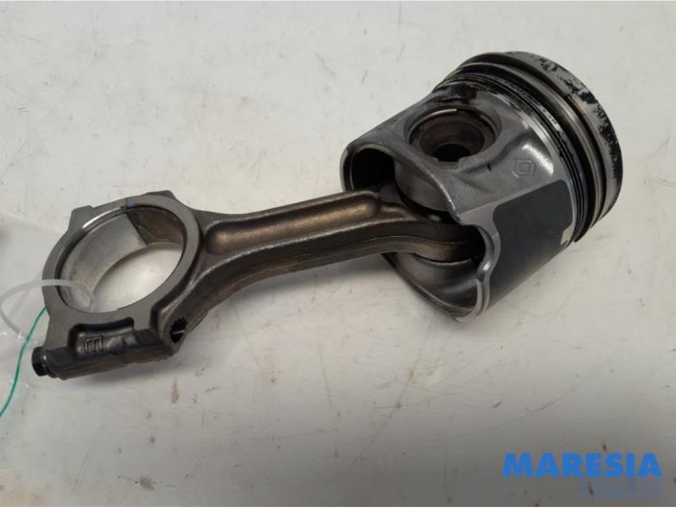 Renault - Trafic - Connecting rod