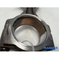 Renault - Trafic - Connecting rod