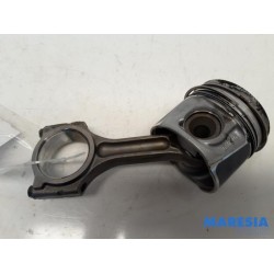 Renault - Trafic - Connecting rod