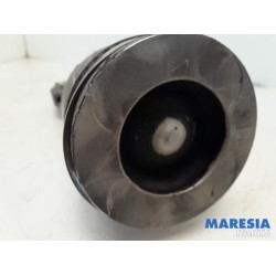 Renault - Trafic - Connecting rod