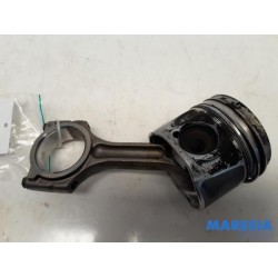 Renault - Trafic - Connecting rod