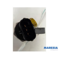 Renault - Trafic - Fuel injector nozzle