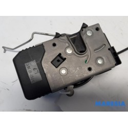 Opel - Vivaro - Minibus/van rear door lock mechanism