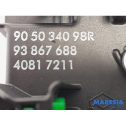 Opel - Vivaro - Minibus/van rear door lock mechanism