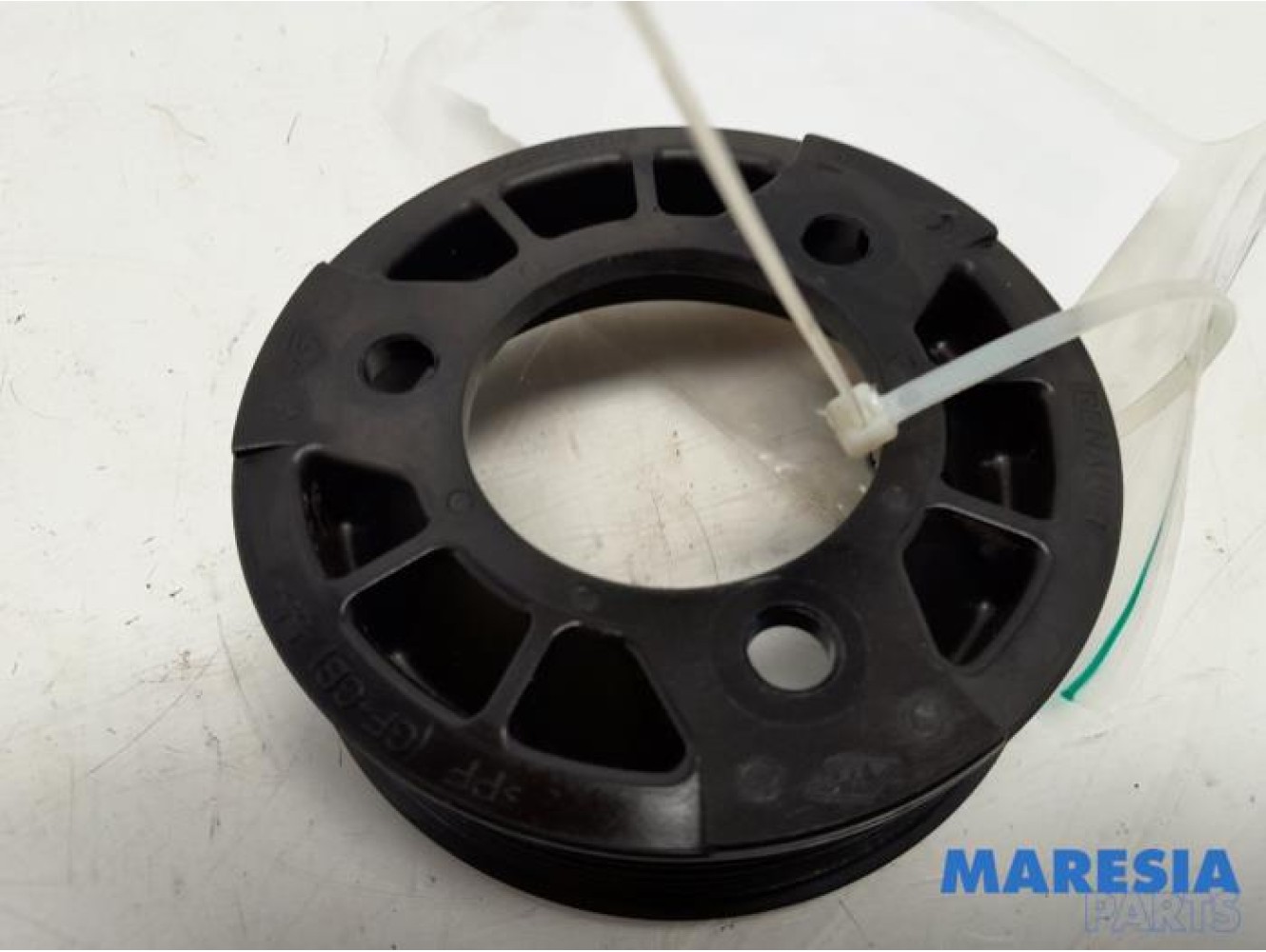 Renault - Trafic - Waterpomp poelie