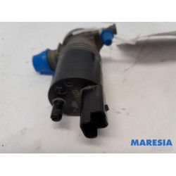 Opel - Vivaro - Scheibensprüherpumpe vorne