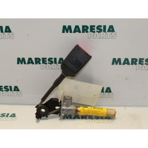 Renault - Laguna - Gordelspanner rechts