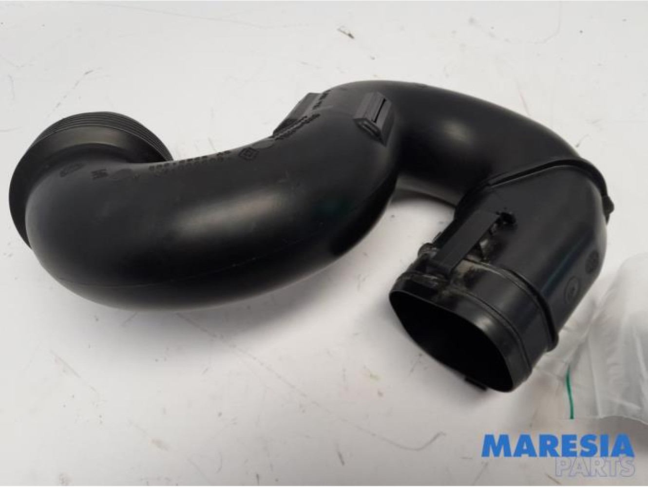 Opel - Vivaro - Air intake hose