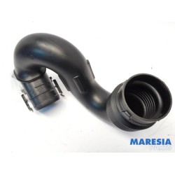 Opel - Vivaro - Air intake hose