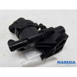 Renault - Trafic - Boîtier thermostat