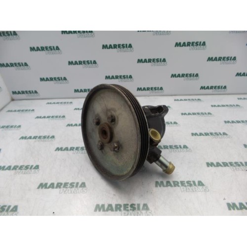 Peugeot - 405 - Power steering pump