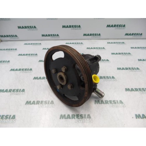 Peugeot - 405 - Power steering pump