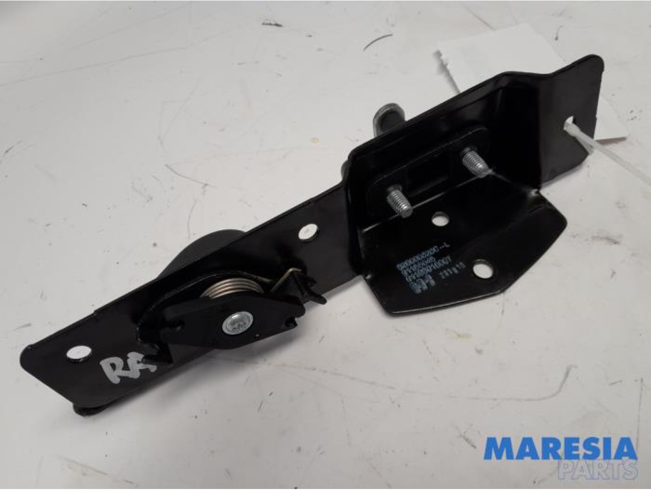 Opel - Vivaro - Minibus/van rear door lock mechanism