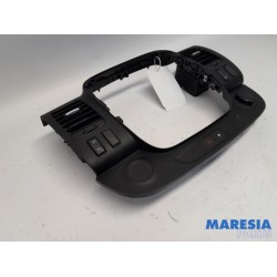 Opel - Vivaro - Dashboard vent