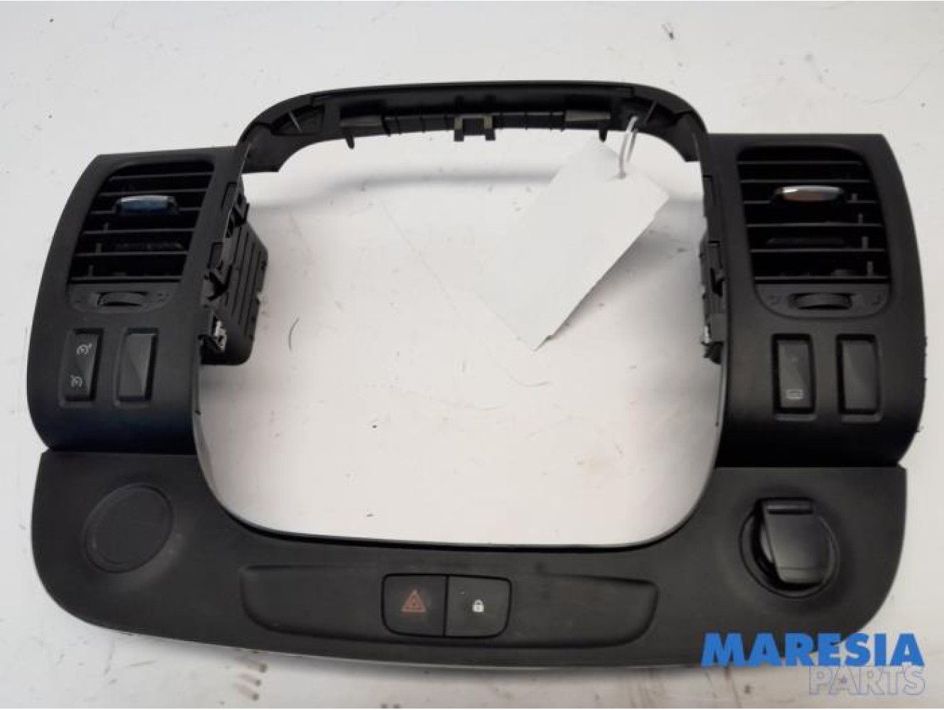 Opel - Vivaro - Dashboard vent
