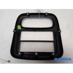 Opel - Vivaro - Radio omlijsting