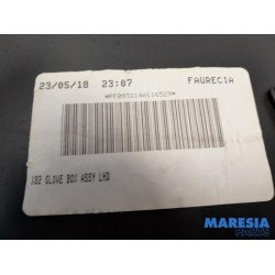 Opel - Vivaro - Dashboardkastje