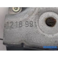 Opel - Vivaro - Window mechanism 2-door, front right
