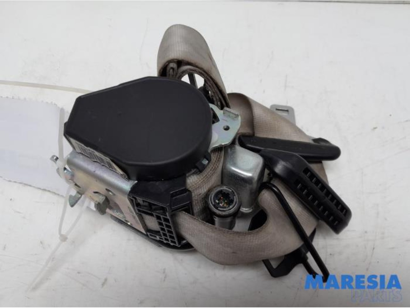 Renault - Megane - Front seatbelt, right