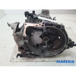 Opel - Vivaro - Gearbox