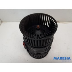 Opel - Vivaro - Heating and ventilation fan motor