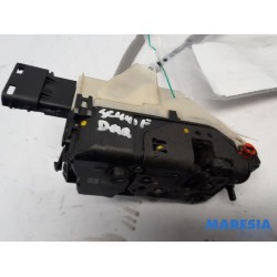 Opel - Vivaro - Sliding door lock mechanism, right