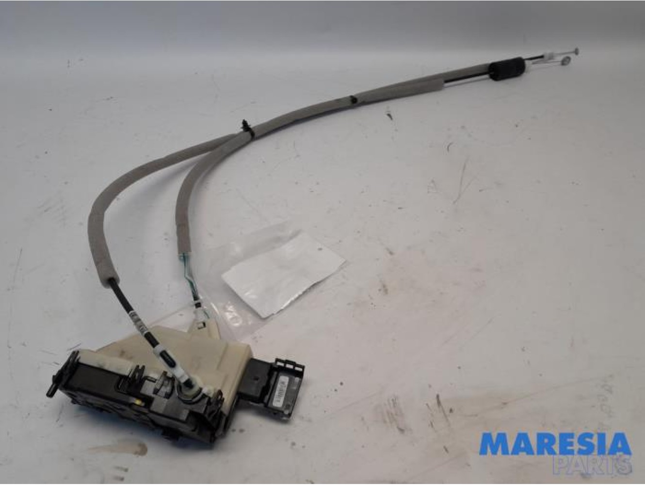 Opel - Vivaro - Sliding door lock mechanism, right