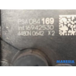 Opel - Vivaro - Sliding door lock mechanism, right