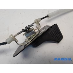 Opel - Vivaro - Minibus/van rear door lock mechanism