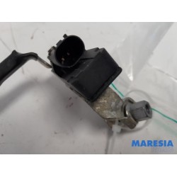 Opel - Vivaro - Accu sensor